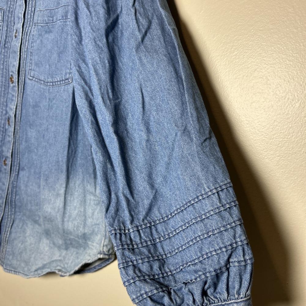 American Eagle Shirt Womens Medium Blue Denim Long Sleeve Button Up Pockets - Picture 8 of 12